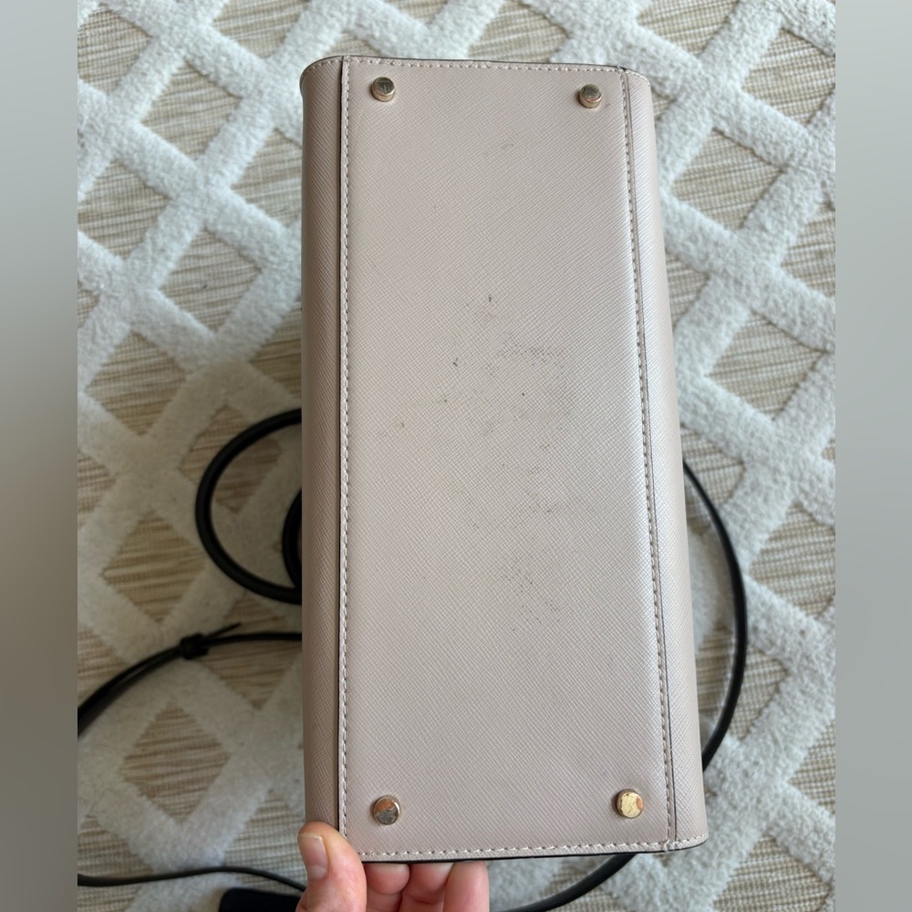 Kate Spade Purse - Picture 5 of 6